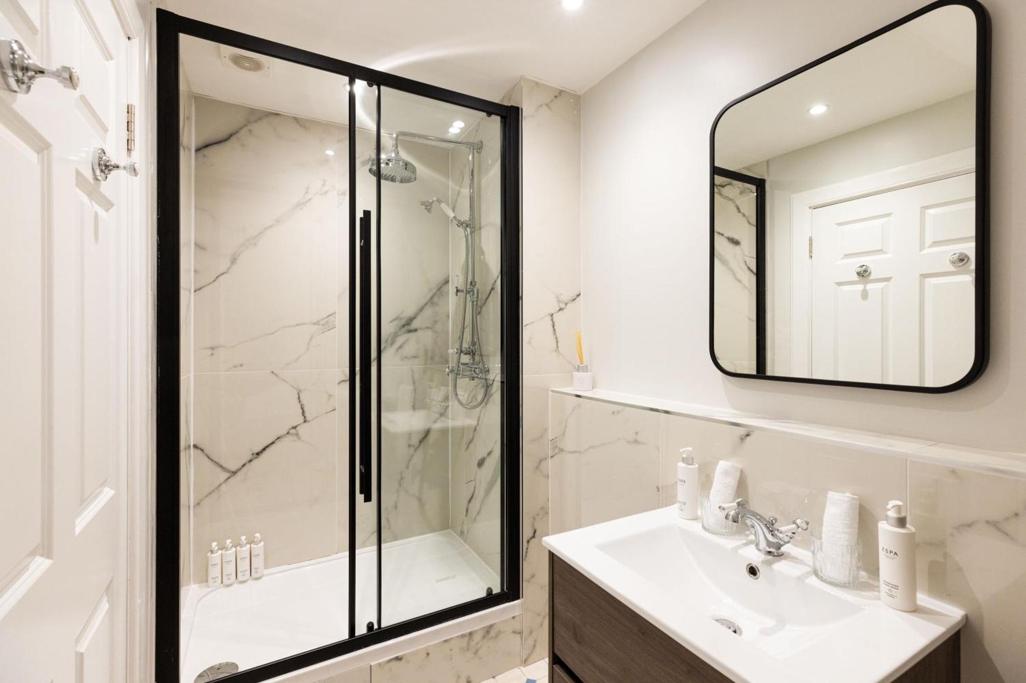 Righ Properties - Luxurious City Centre Three Bedroom Apartment EDI Exterior foto